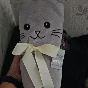 Cute Gray Cat Towel with Bow